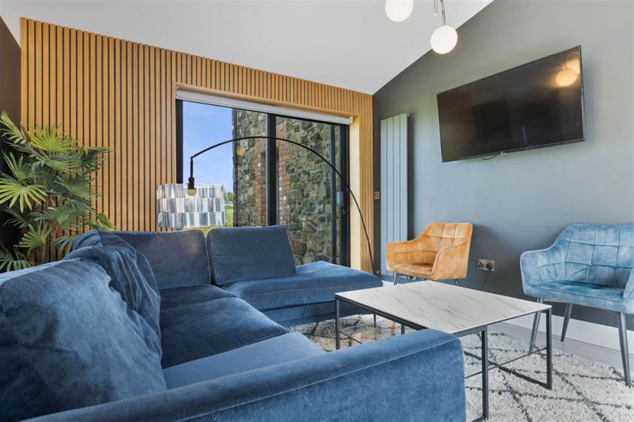 3 Corrstown Lane