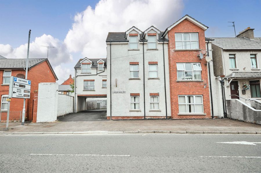 4 Circular Road Mews