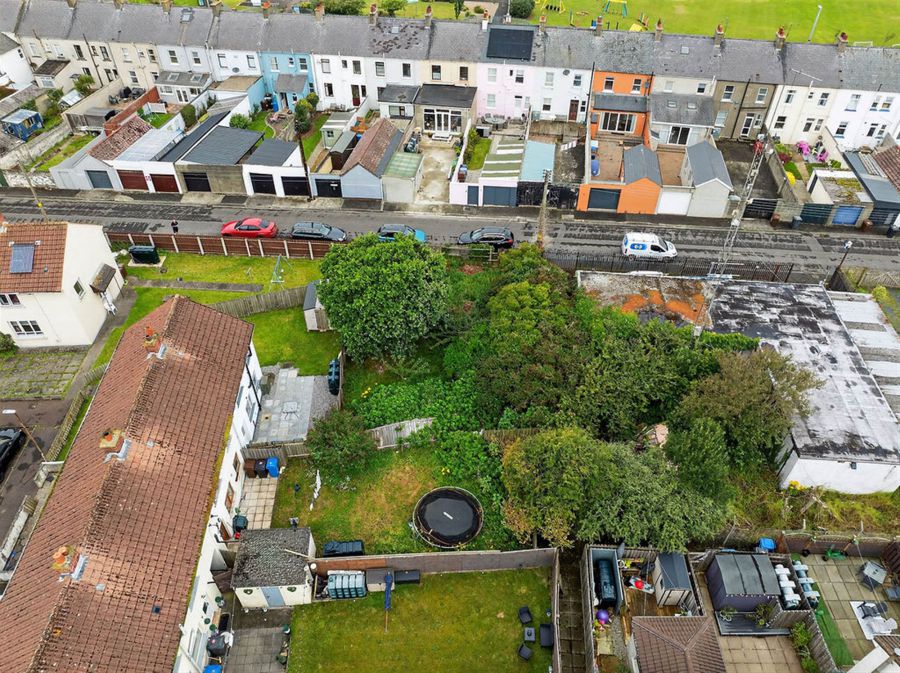 Land At Oaklands Avenue, Rear Of Skerrymore Place