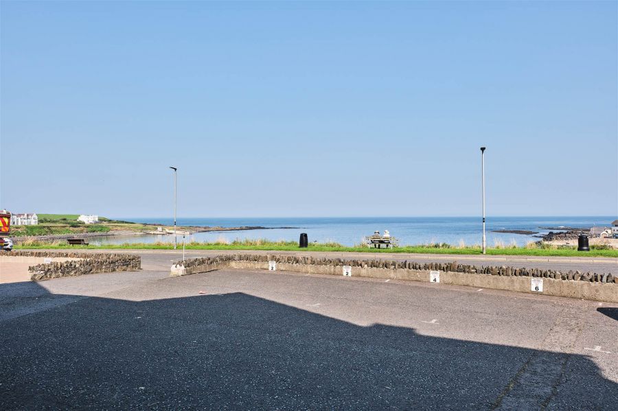1 Bayhead House