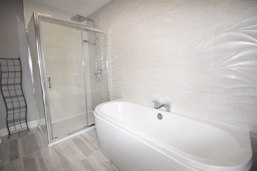 4 Hatheran Square