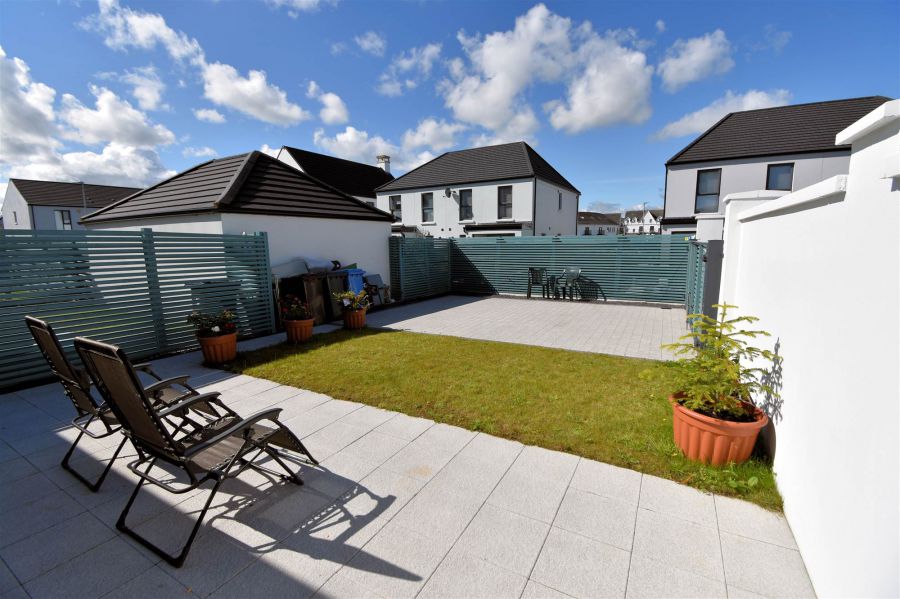 4 Hatheran Square