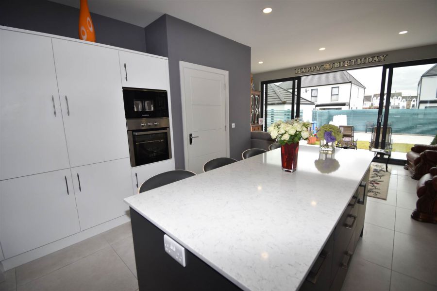 4 Hatheran Square