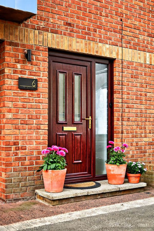 6 Causeway Court