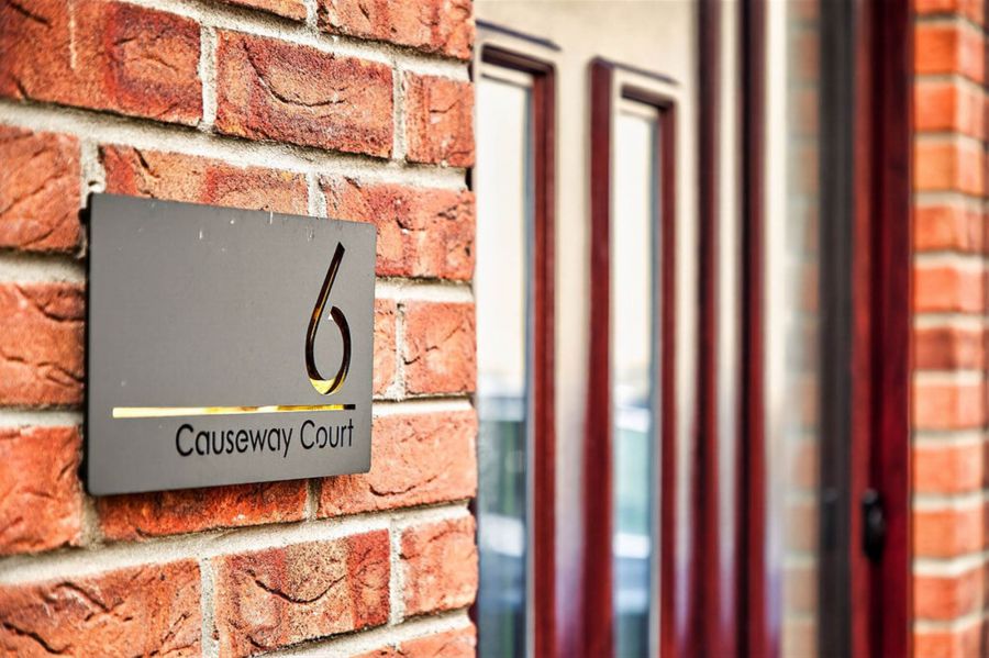 6 Causeway Court