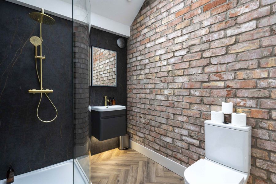 Apt 2, 37 West