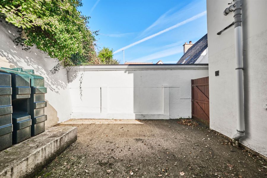 18 Morrison Park
