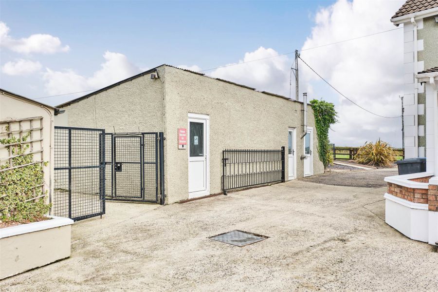 Bushbane Kennels, Cattery & Grooming 28 Whitepark Road