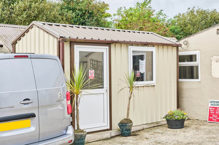 Bushbane Kennels, Cattery & Grooming 28 Whitepark Road