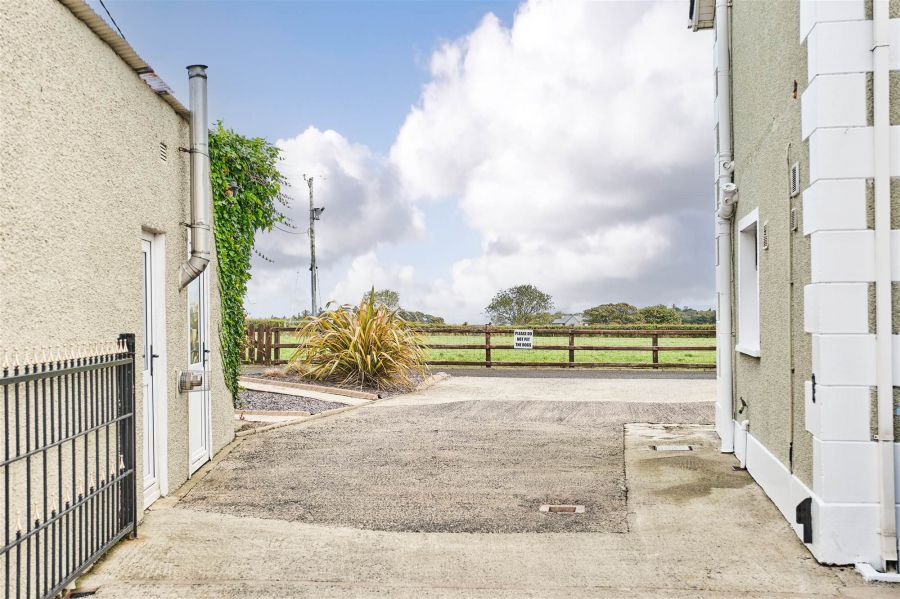 Bushbane Kennels, Cattery & Grooming 28 Whitepark Road