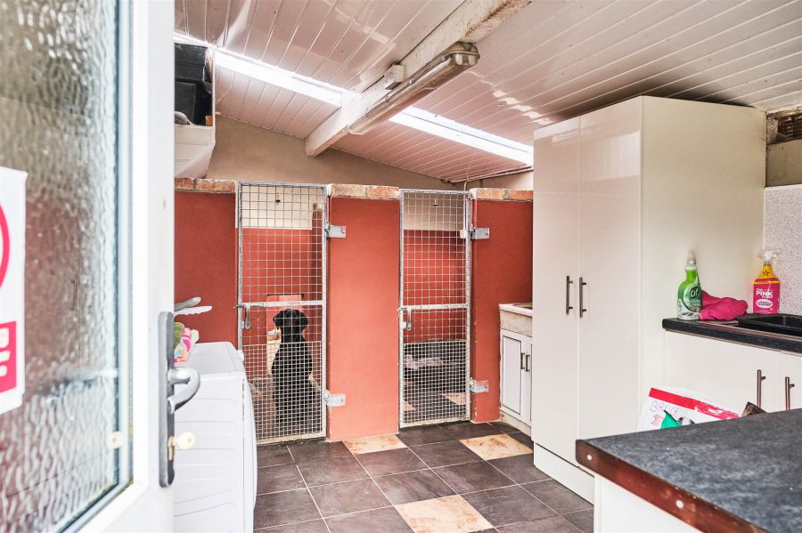 Bushbane Kennels, Cattery & Grooming 28 Whitepark Road
