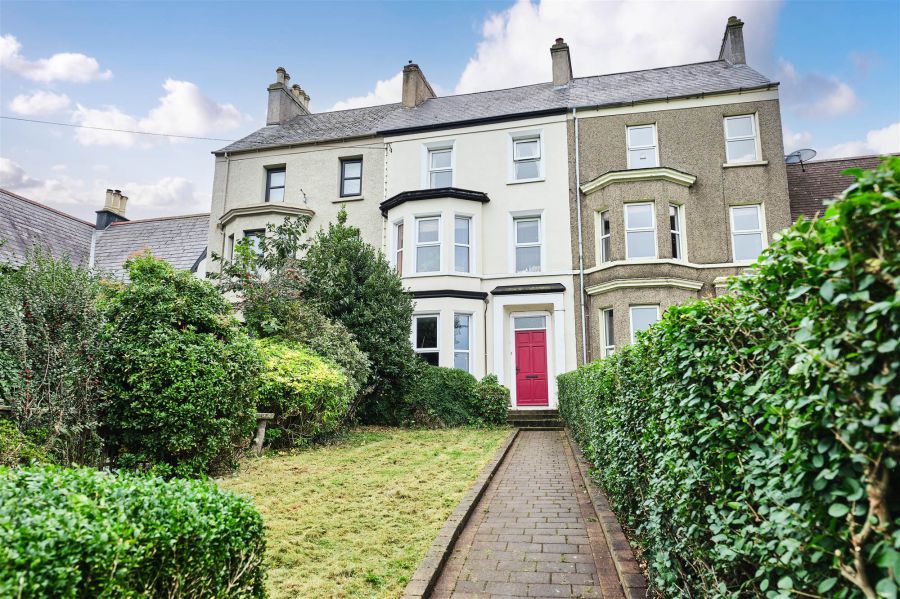 25 Millburn Road