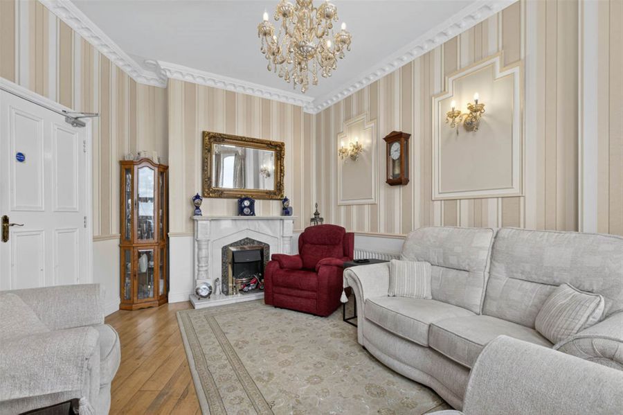 Albany Lodge 2 Eglinton Street