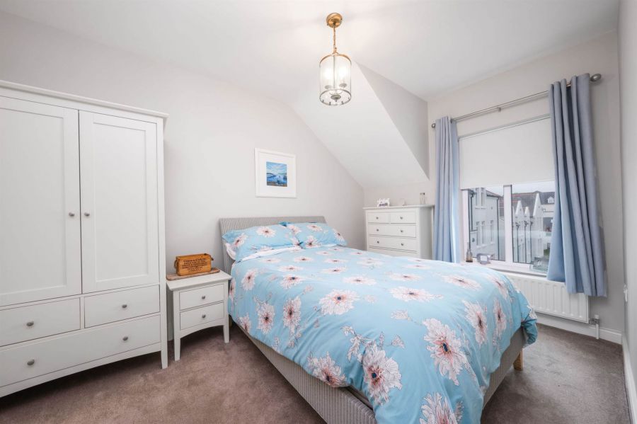 21 Lisnabrack Apartments