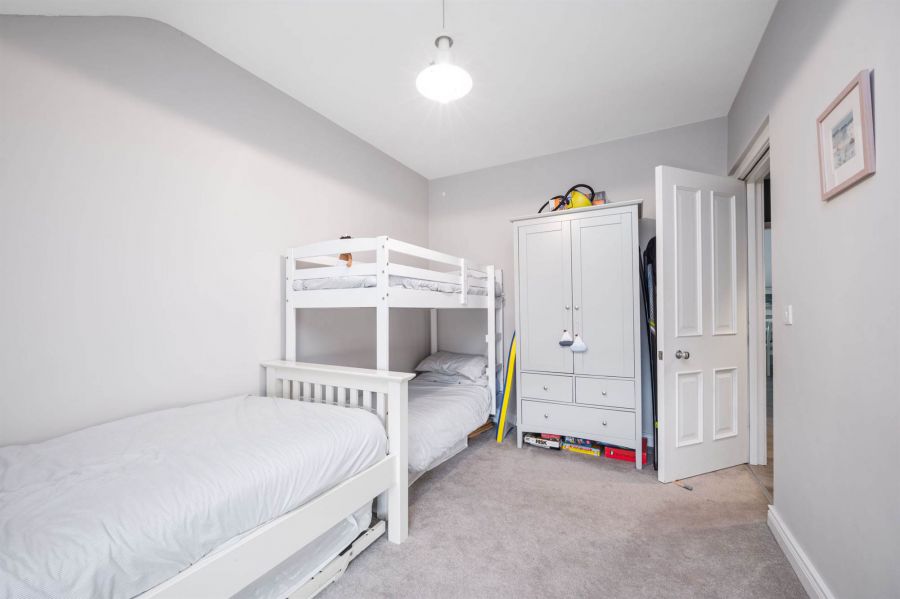 21 Lisnabrack Apartments