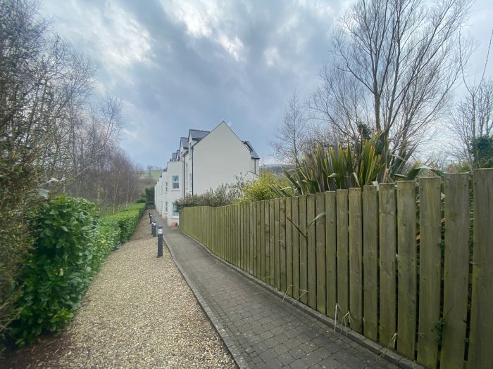 6 Parkview Terrace