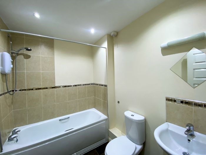 3 Harbour View Apartments