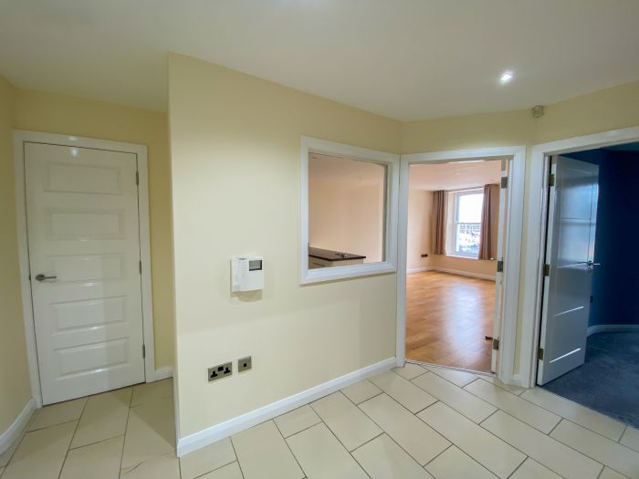 3 Harbour View Apartments