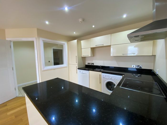 3 Harbour View Apartments