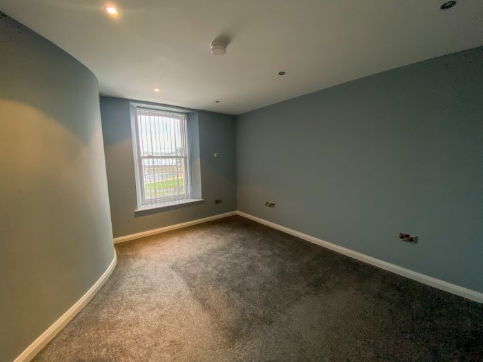 3 Harbour View Apartments