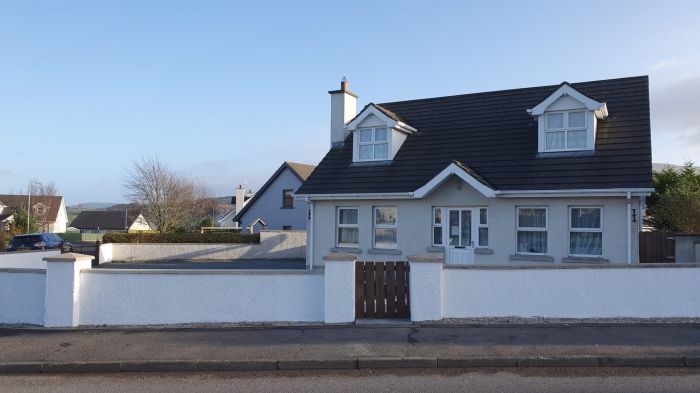 19 Leyland Heights