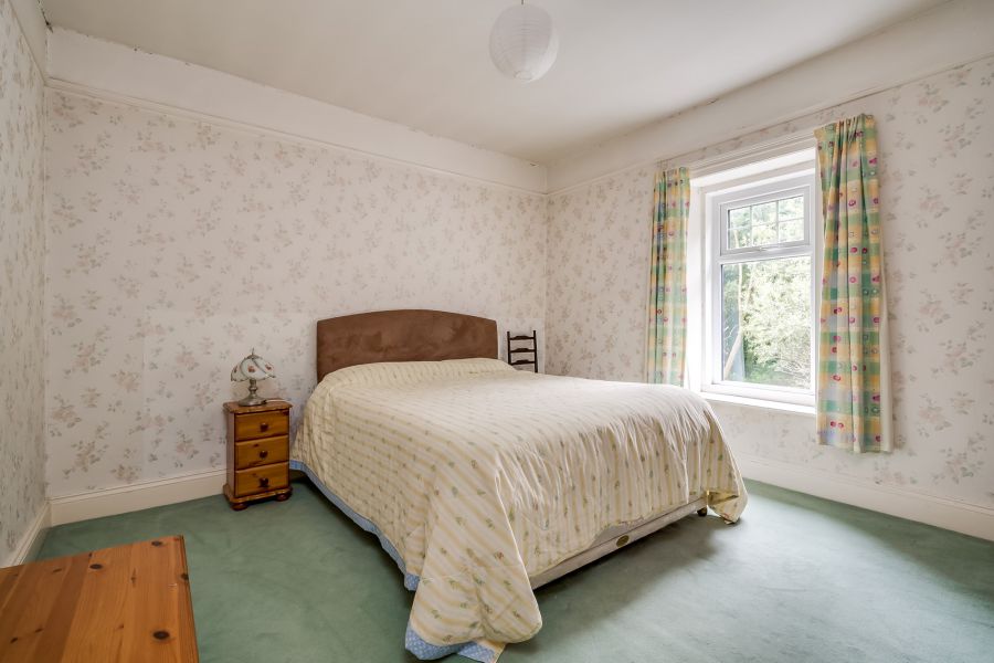 11 Rathlin Road