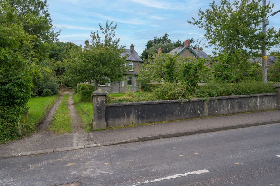 11 Rathlin Road