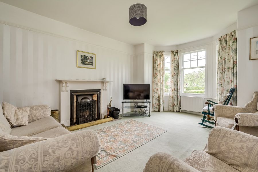 11 Rathlin Road