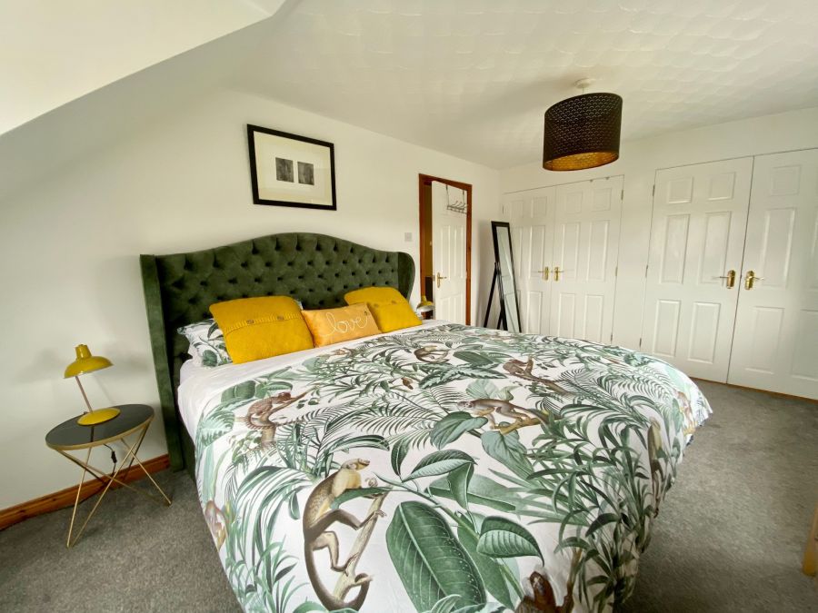 17 Whitehall Park 17 Whitehall Park