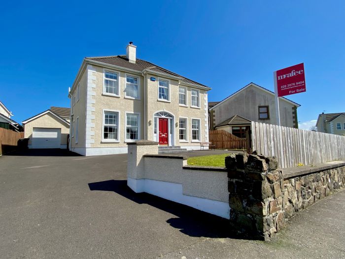 77 Leyland Road