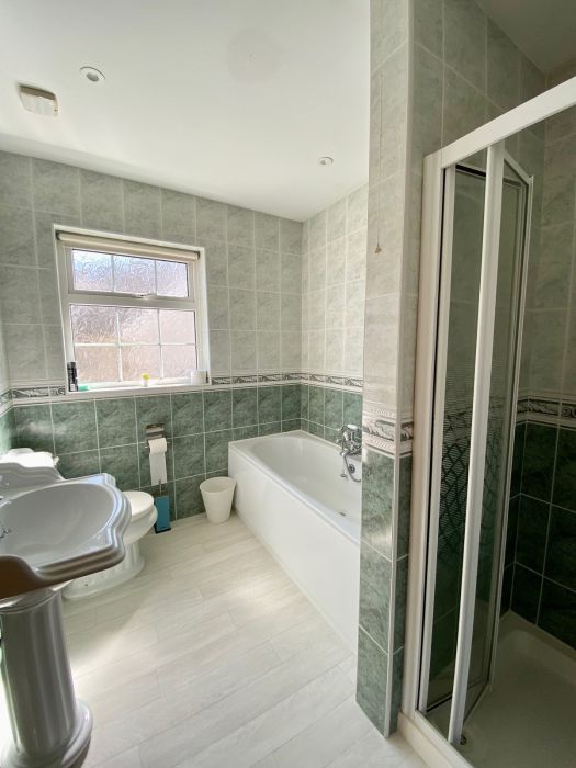 77 Leyland Road