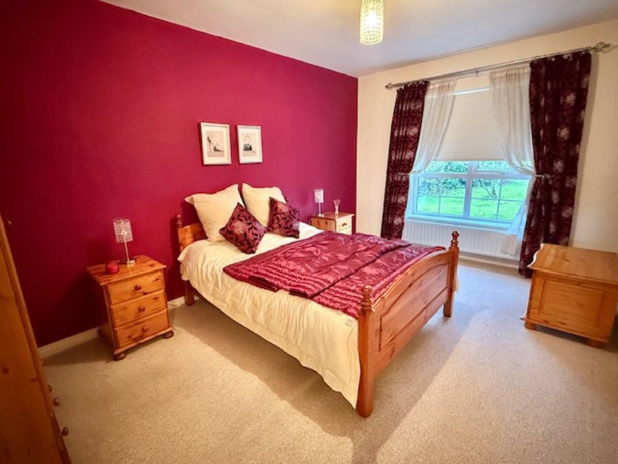 4 Broomhill Mews