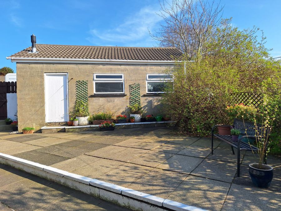 6 Moyle Park