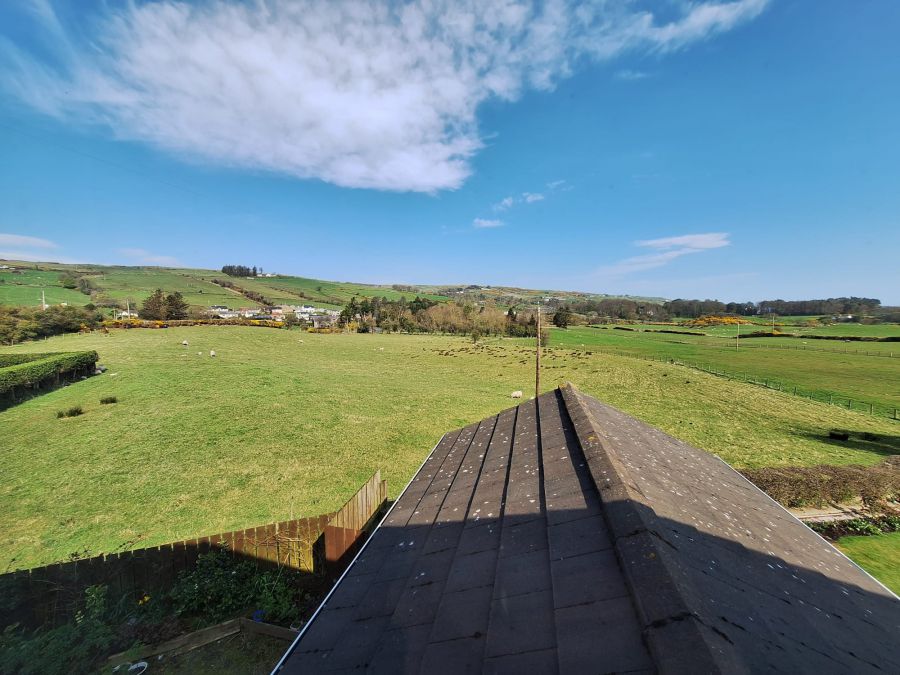 4 Knocknacarry Court