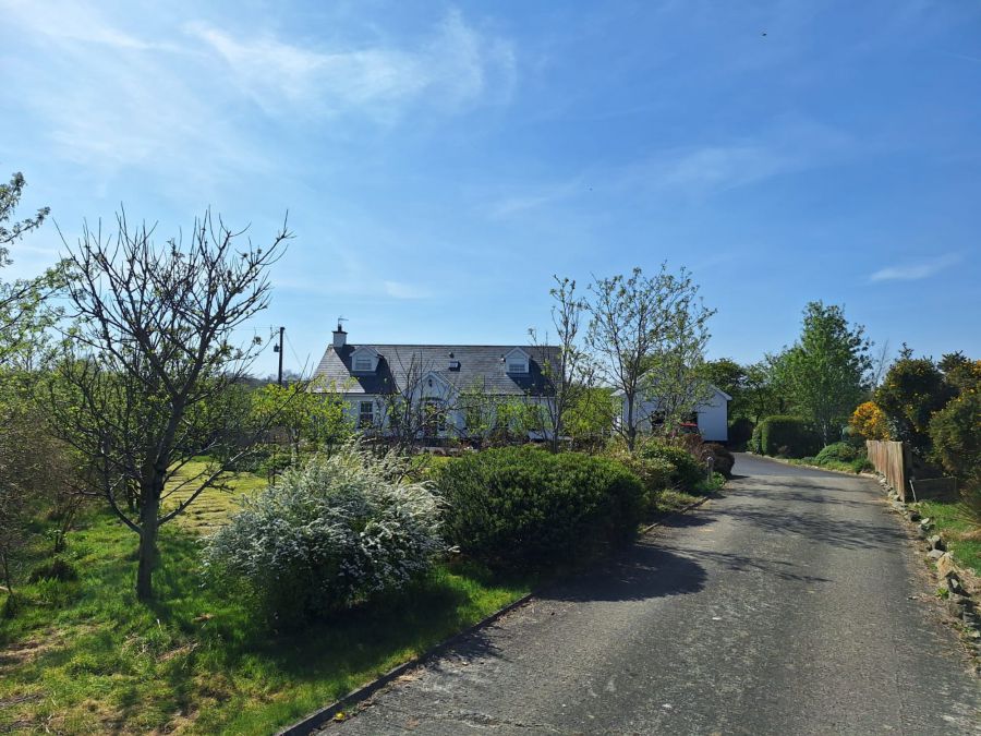 9 Carrowcrin Road