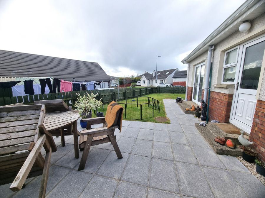 1 Leyland Avenue