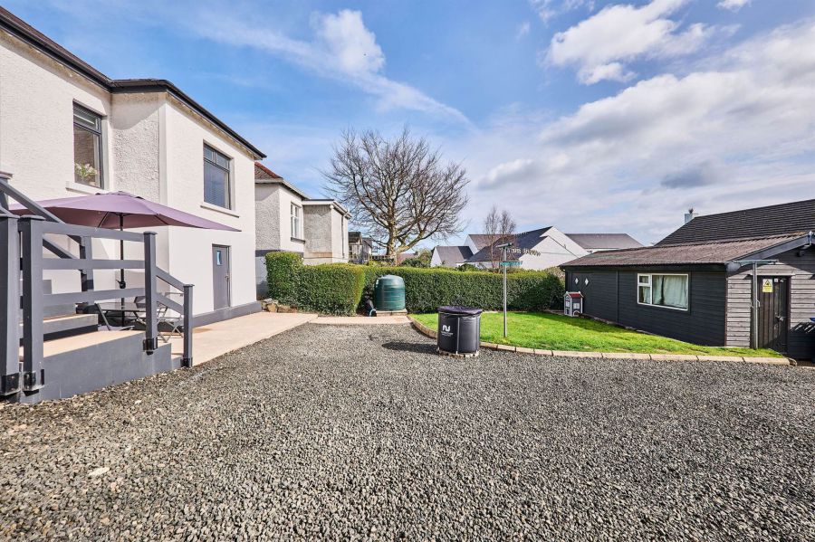 9 Strandview Road