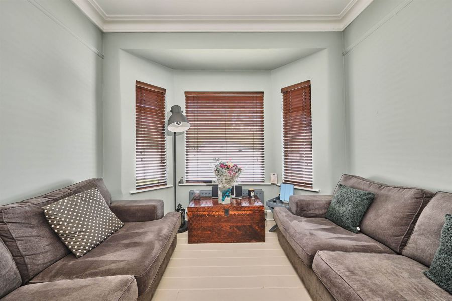 9 Strandview Road