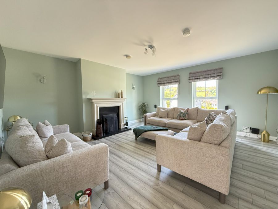 9 Craigagh Grove