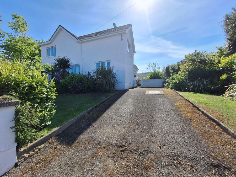 34 Dunamallaght Road