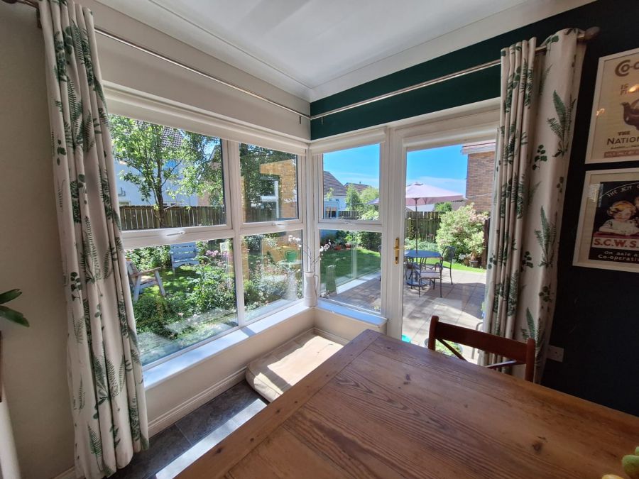 16 Knowehead Hill