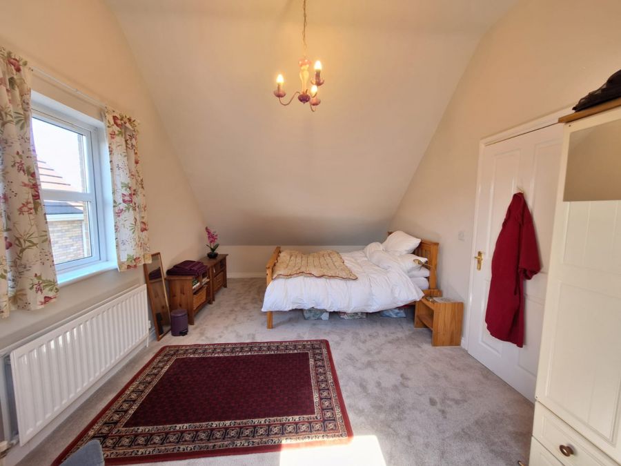 16 Knowehead Hill