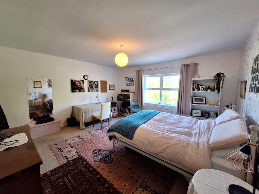 16 Knowehead Hill