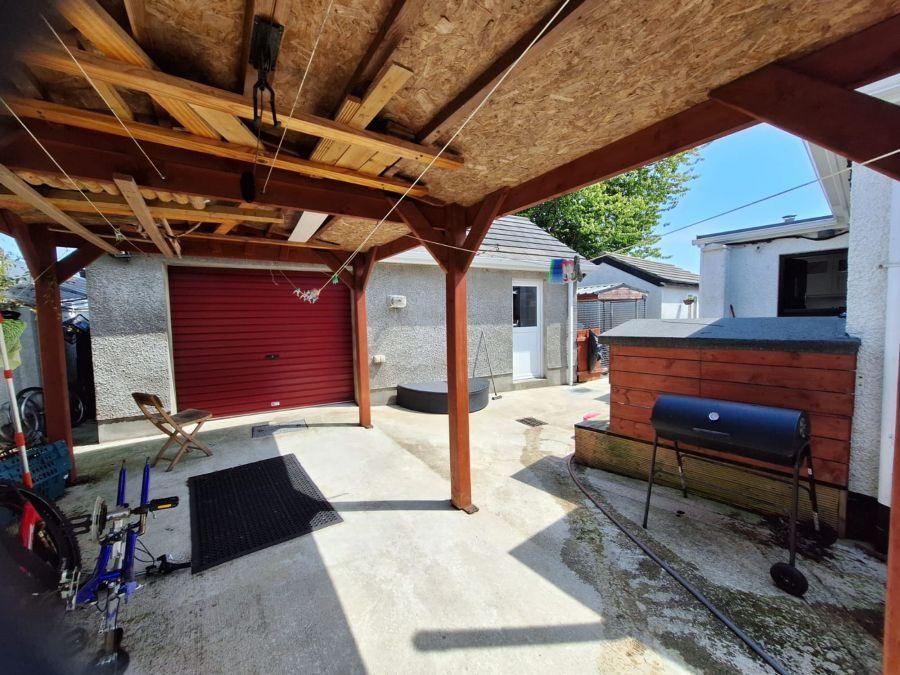 4 Glenview Park