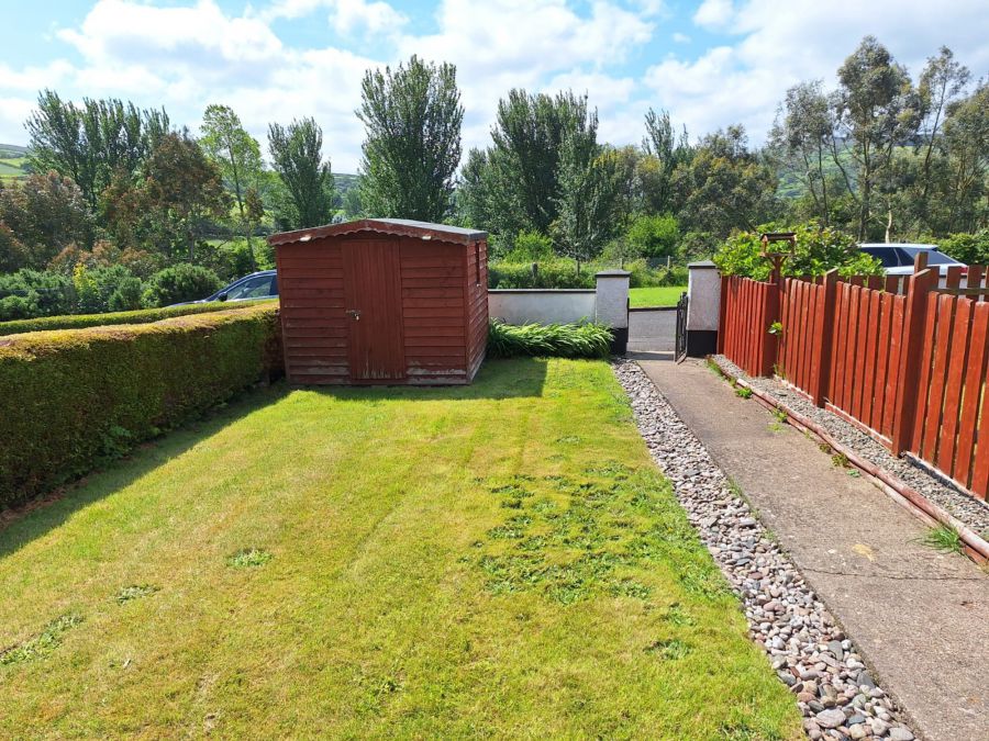 4 Glenview Park