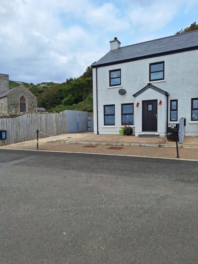 6 Harbour View Cottages