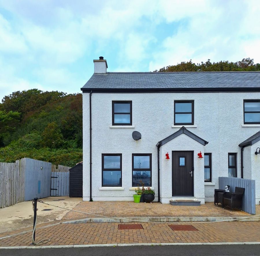 6 Harbour View Cottages