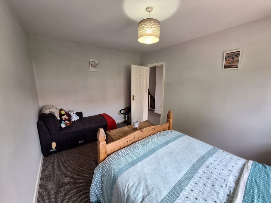 2 Beechwood Lane