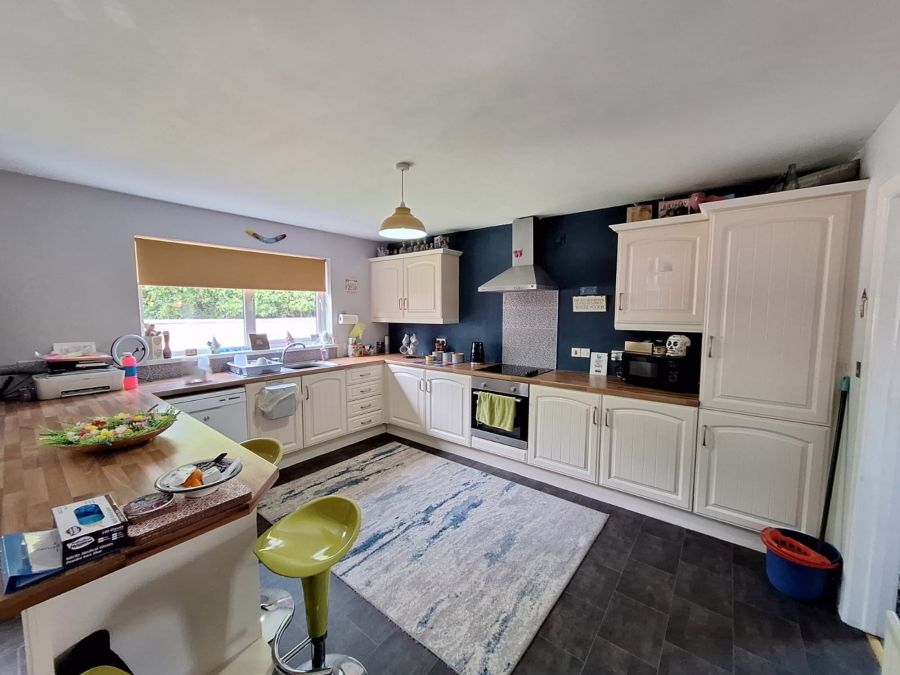 2 Beechwood Lane
