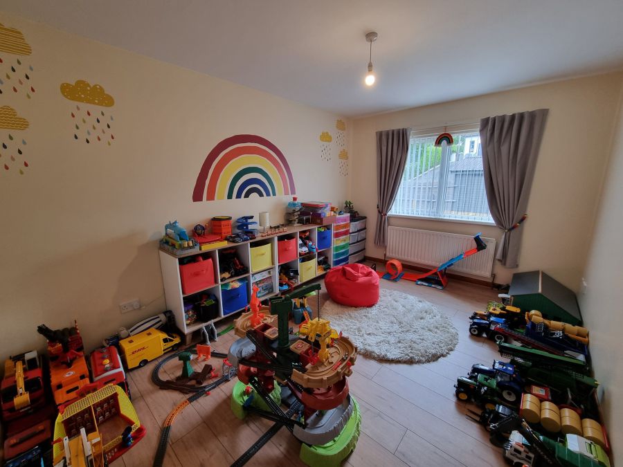 1 Beechwood Lane